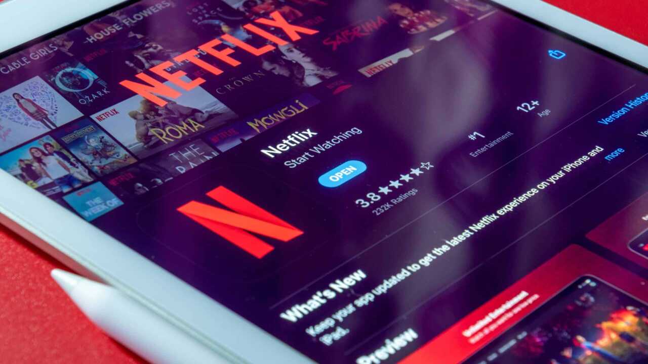 Почему акции Netflix взлетели до двухлетнего максимума