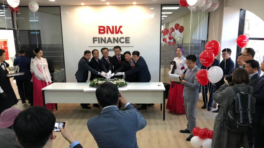 Корейская МФО BNK Finance Kazakhstan может стать банком