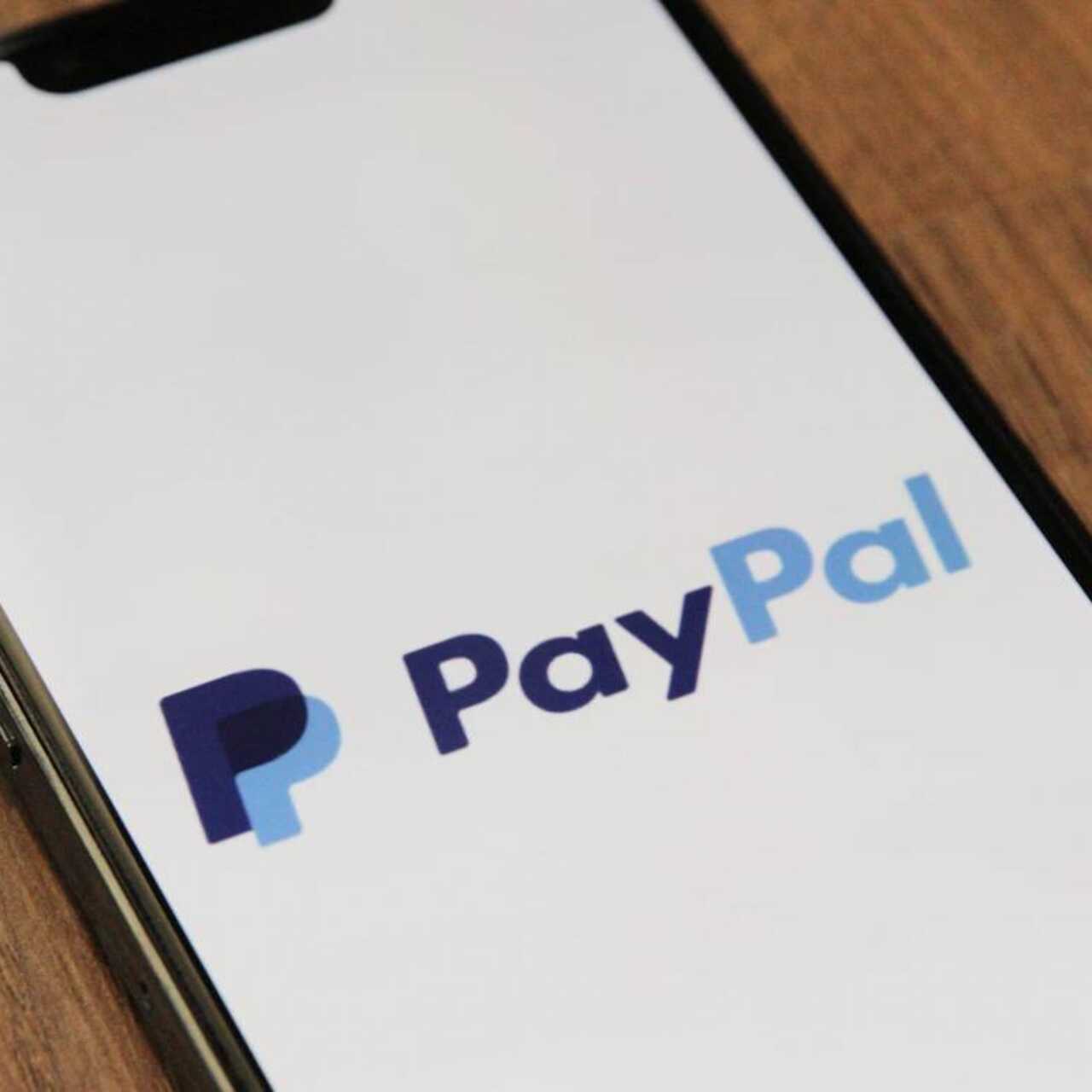 Почему акции PayPal подешевели