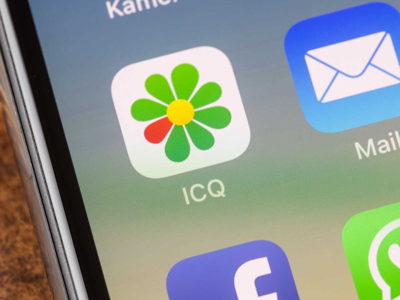 ICQ прекратила работу. Как прощаются с легендарной аськой