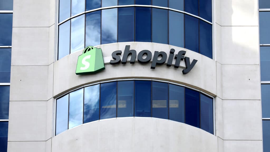 FILE PHOTO: The logo of Shopify is seen outside its headquarters in Ottawa, Ontario, Canada, September 28, 2018. REUTERS/Chris Wattie/File Photo
