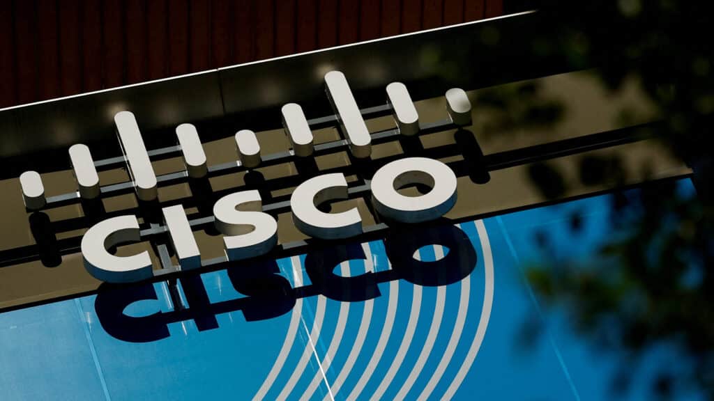 FILE PHOTO: The logo of U.S. networks giant Cisco Systems is seen in front of their headquarters in Issy-les-Moulineaux, near Paris, France August 6, 2022. REUTES/Sarah Meyssonnier/File Photo
