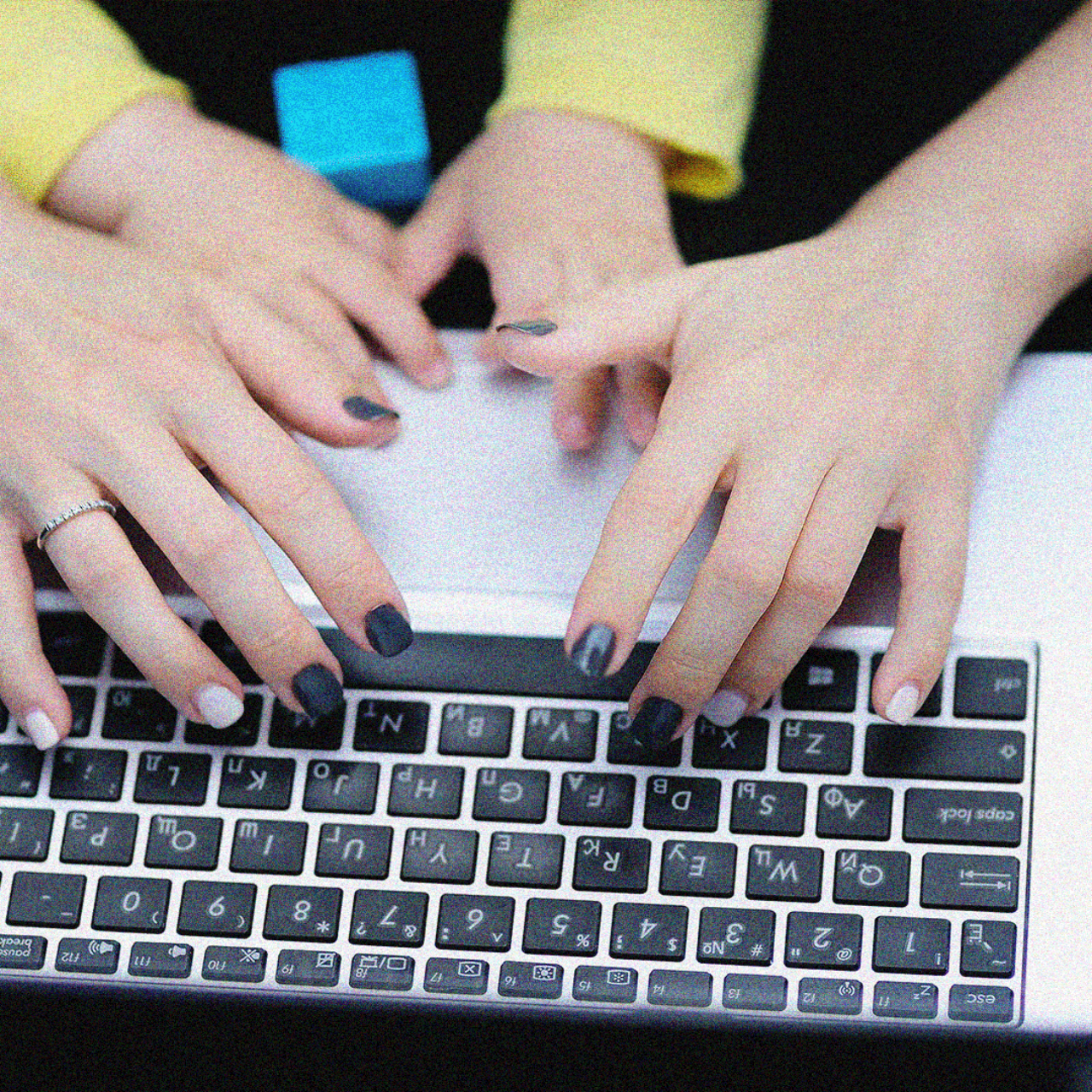 Егде жастағы әйелдерді мастурбациялау