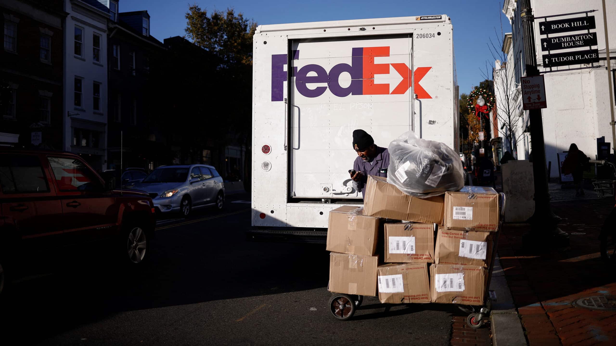 FedEx