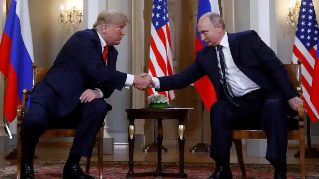 Трамп угрожает санкциями России