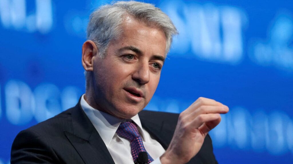 FILE PHOTO: Bill Ackman, chief executive officer and portfolio manager at Pershing Square Capital Management, speaks during the SALT conference in Las Vegas, Nevada, U.S. May 18, 2017.  REUTERS/Richard Brian/File Photo