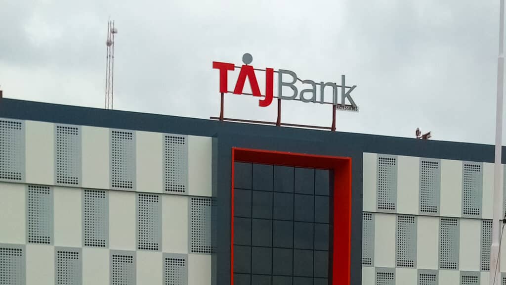TajBank