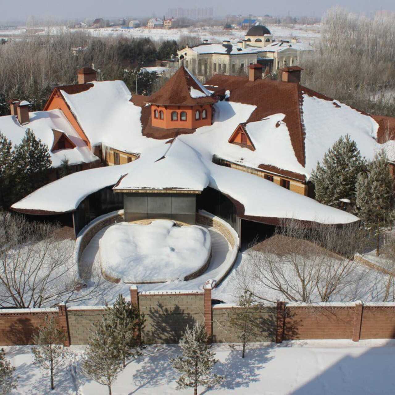 Fucked All фильмін онлайн көріңіз