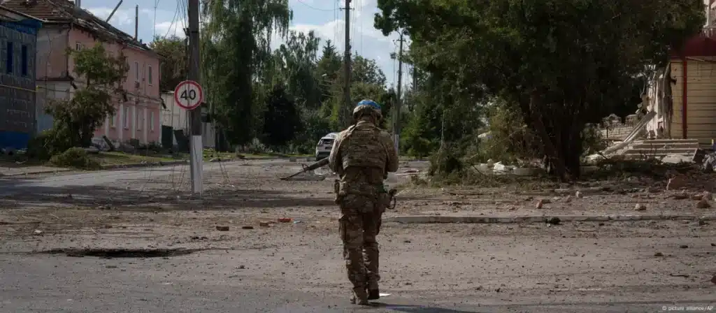 По школе-интернату в Судже ударили бомбой