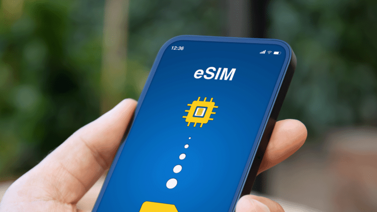 Шетелде интернетті тиімді қосудың жолы: eSIM-ді қалай пайдалануға болады