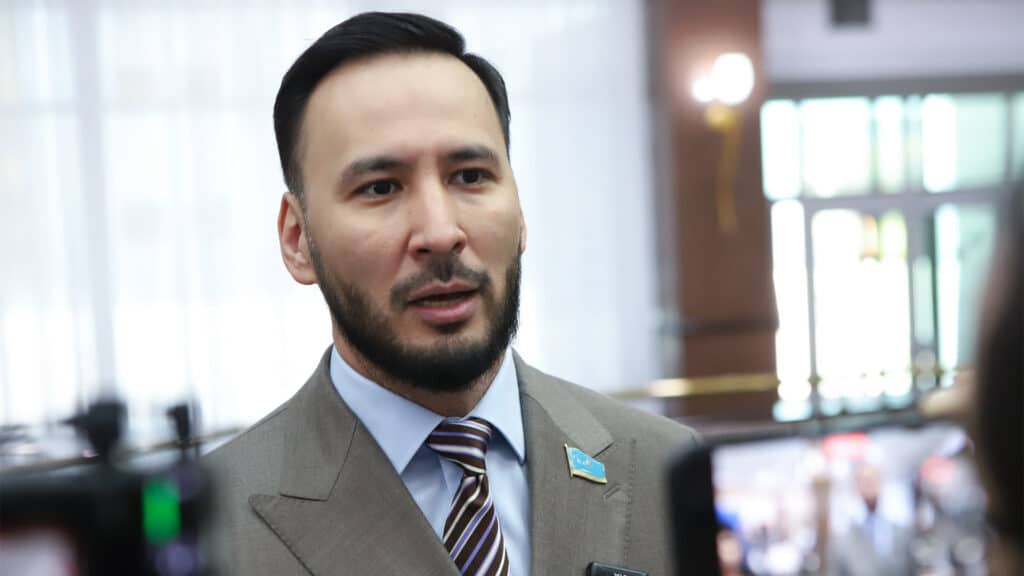 Ходжаназаров