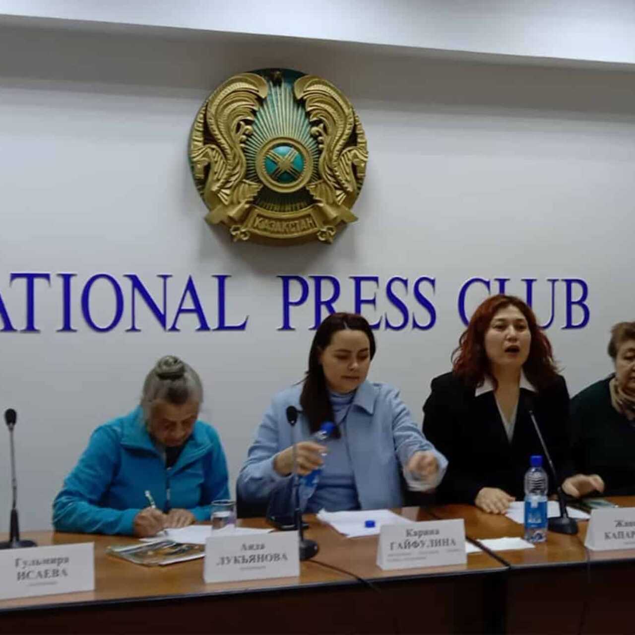 Емшек сүтімен жыныстық қатынас порно видео