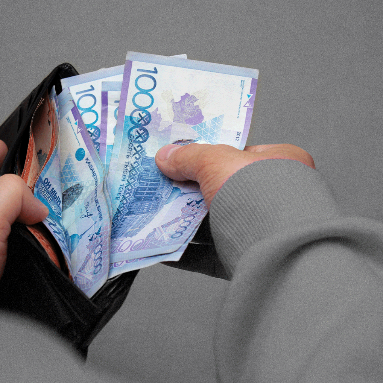 Порно мас әйелді азғырды