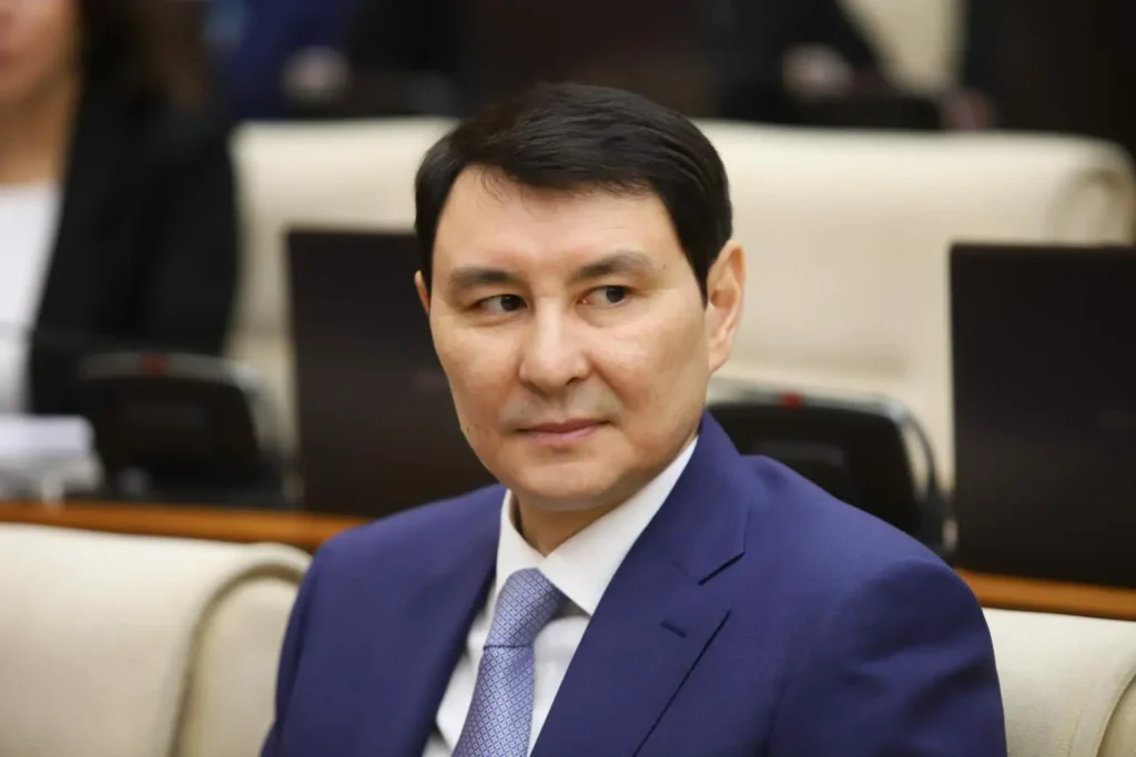 Теңге күрт құлдырай ма: Жамаубаев жауап берді