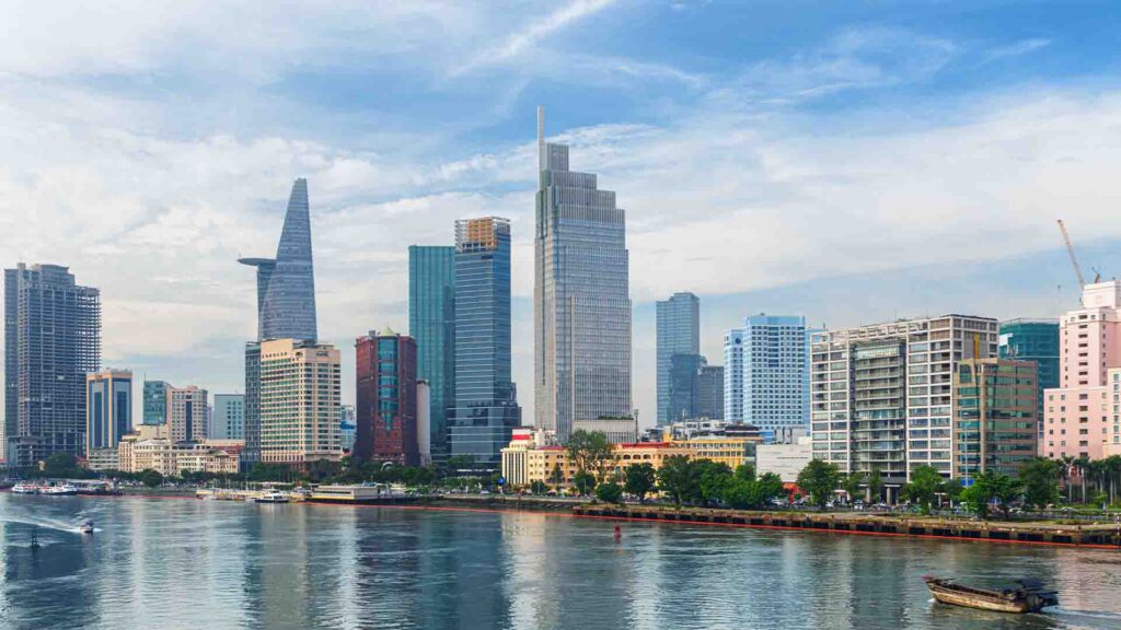 Хошиминде АҚШ президенті құрметіне Trumo Tower салынады / фото: shutterstock, бильд-редактор Ахтам Зиперов