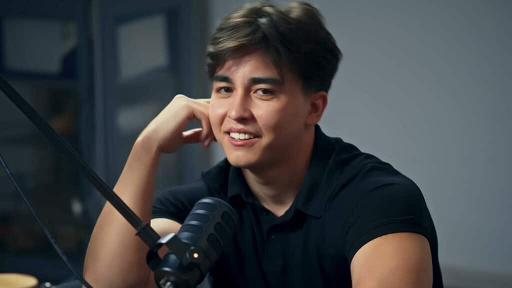 Фото: youtube.com/@firsovmedia, бильд-редактор: Милош Муратовский