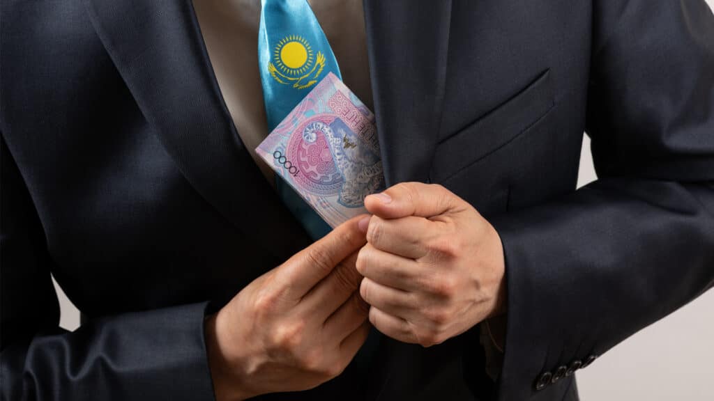 Компания депутата Amanat регулярно участвует в тендерха Атырауской области