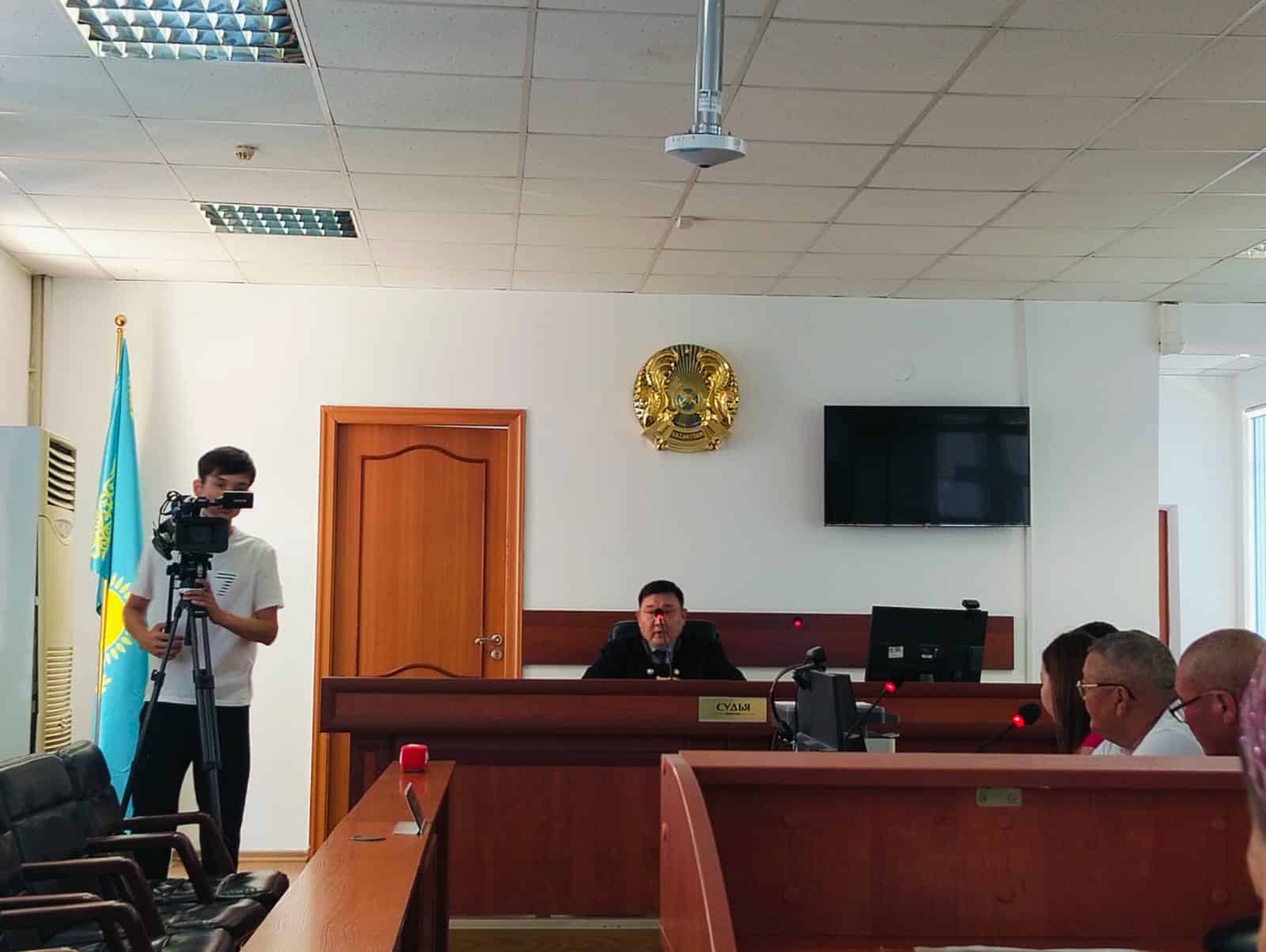 Лас жарықтық порно Екі дәрігер әйел порно