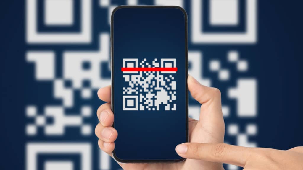 Жалпыұлттық QR төлем жүйесіне Қазақстандағы банктердің бәрі қосылуы керек / фото: shutterstock