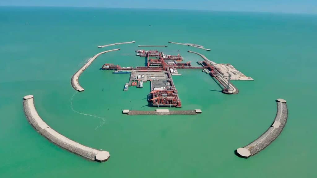 Добыча нефти на Кашагане 
