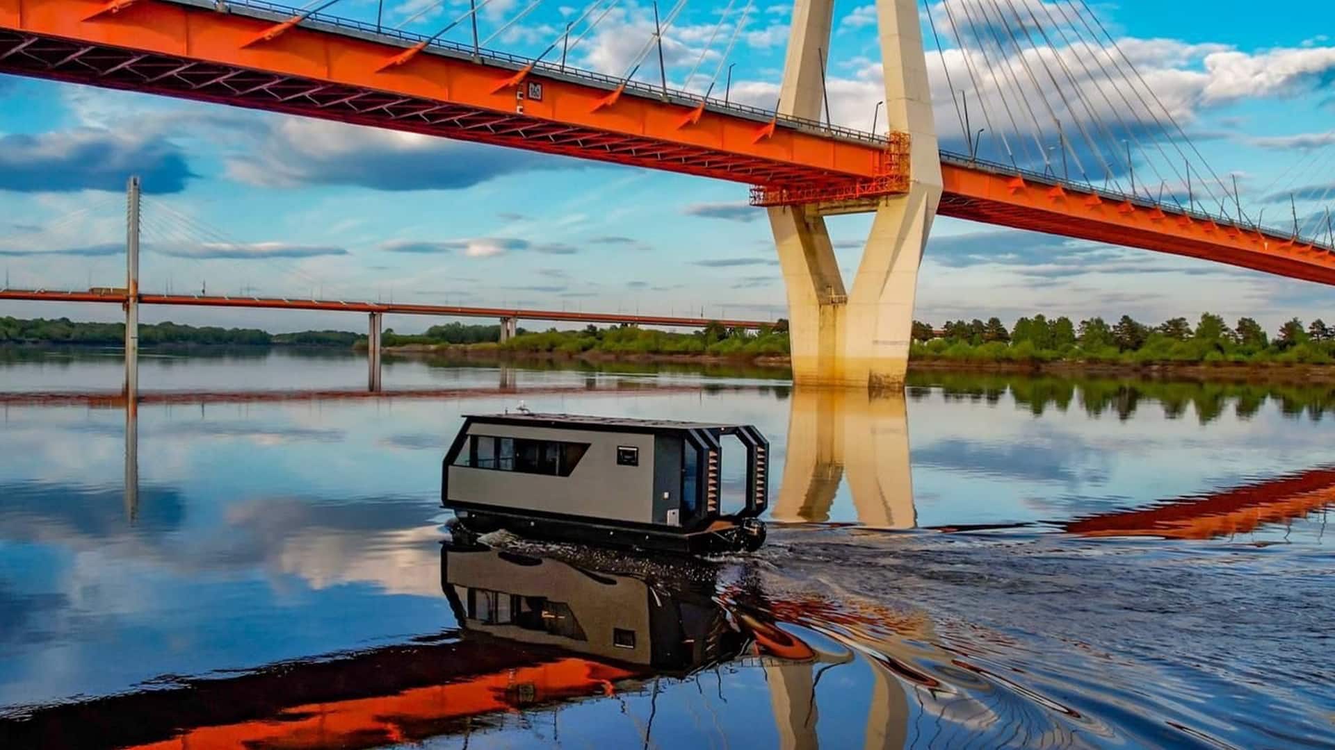 Плавающий дом