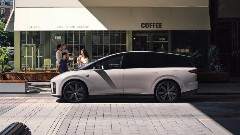 Новый семейный кроссовер Li i8 поступил в предпродажу по цене от 25,6 млн тенге