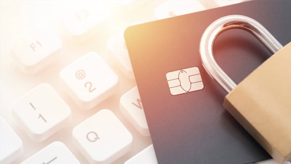 Нацбанк станет мягче к казахстанцам с заблокированными картами