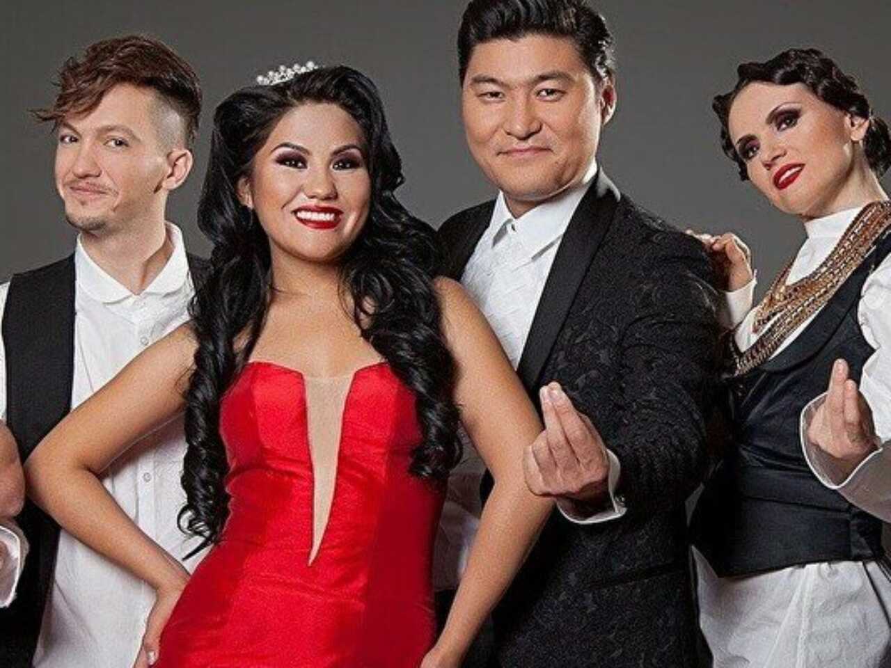 Смотреть онлайн қыздар дымқыл киска