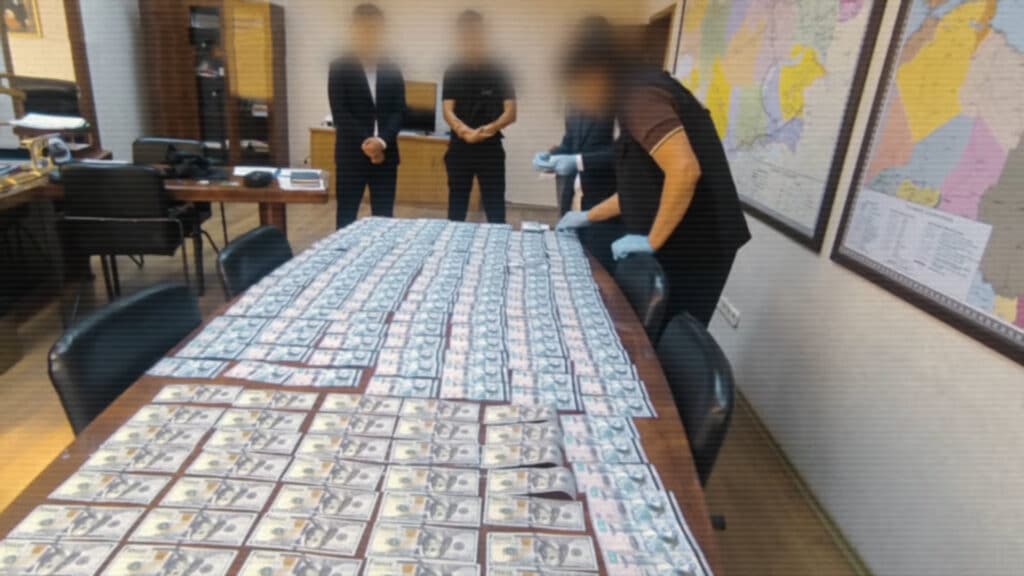 Вице-министра транспорта Казахстана задержали за взятку