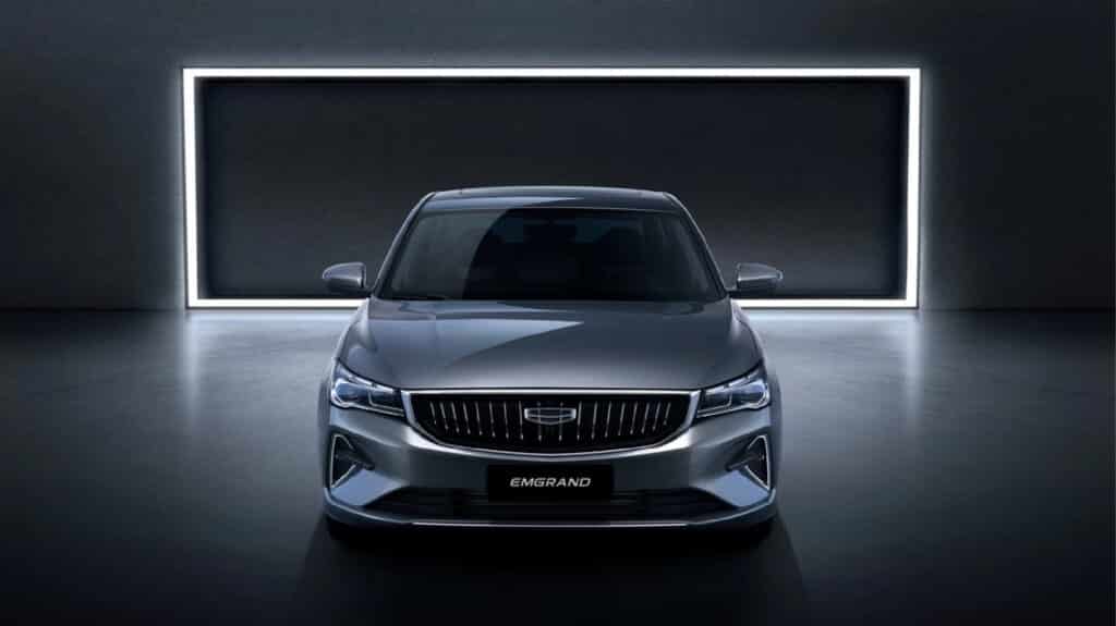 Geely Emgrand и Coolray подешевели в Казахстане на 30%