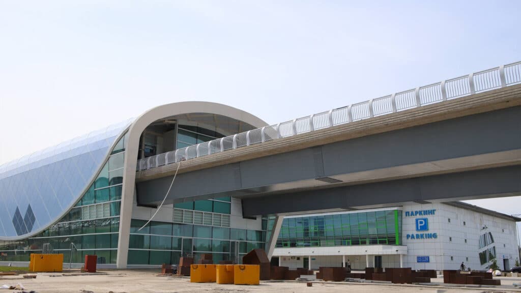 В Астане закончили укладку рельсов ЛРТ