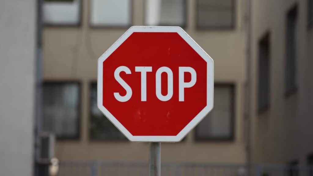 Акимат Астаны отказал в митинге арендаторам из Абу-Даби Плаза