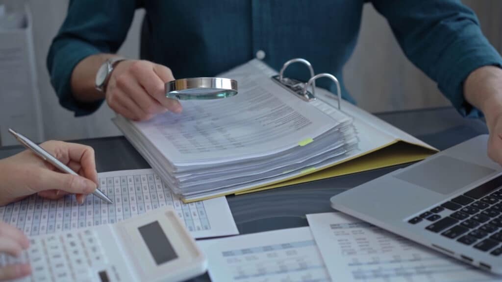 Налоговики получат данные о долгах казахстанцев