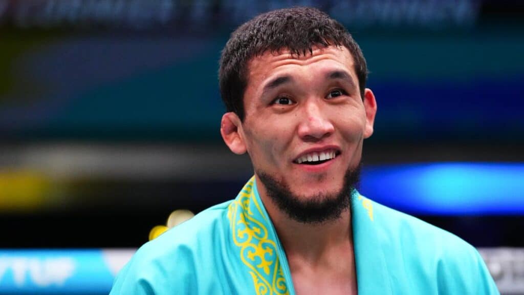 Әліби Ыдырыс UFC келісім шарты үшін жекпе-жекке шығады