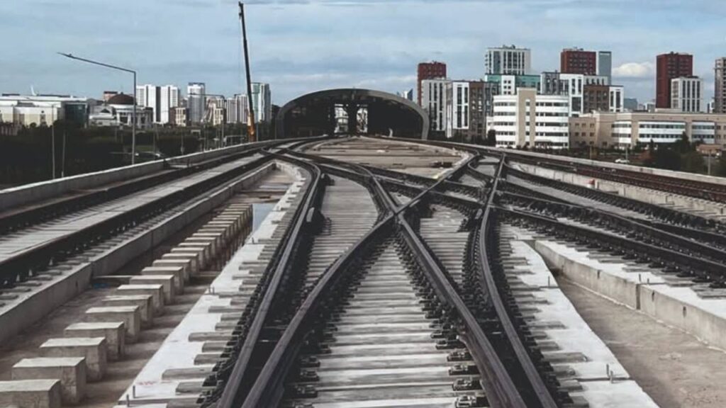 LRT негізгі желісінде рельс төсеу аяқталды
