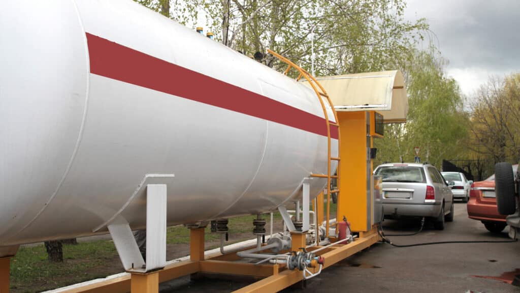Около трети цены автогаза на заправках Алматы является доходом реализаторов
