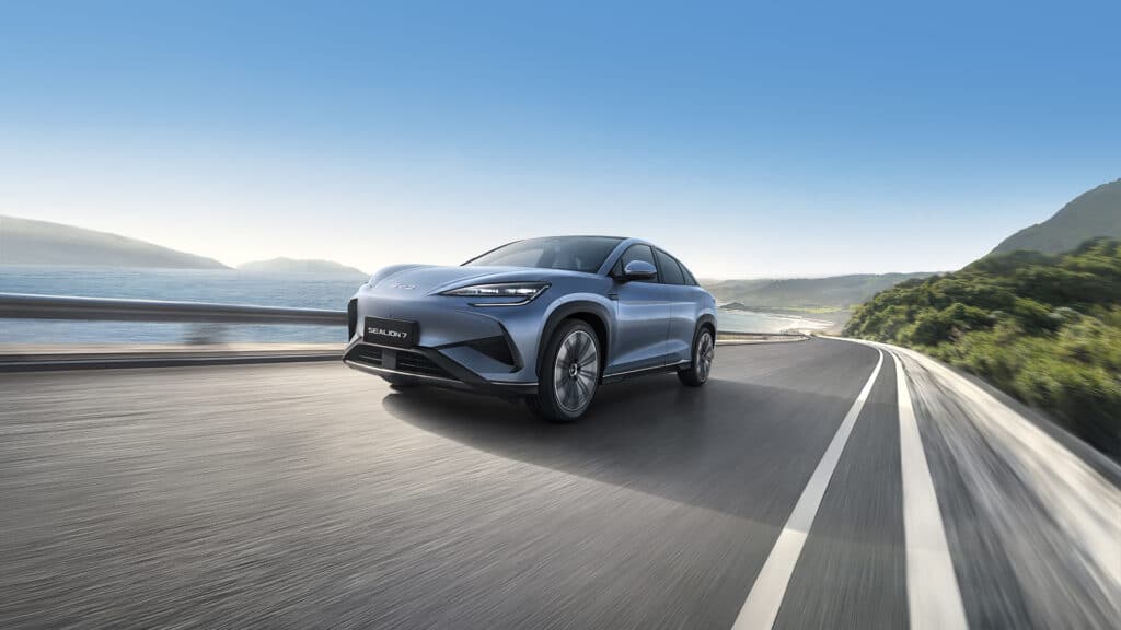 BYD представил в Казахстане новый кросс-купе Sealion 7