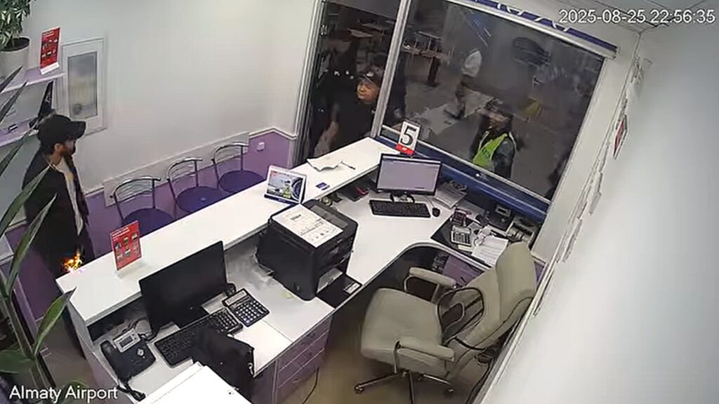 Психолог әуежайдағы оқиға туралы: «назар аударту үшін жасалған әрекет»