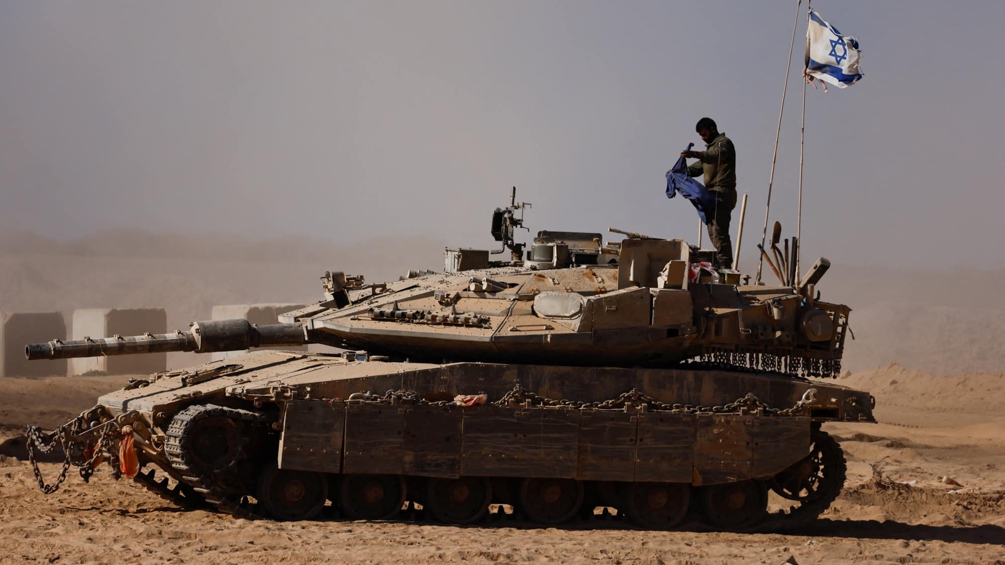 Израиль күштері Газа секторында / фото:  REUTERS/Amir Cohen