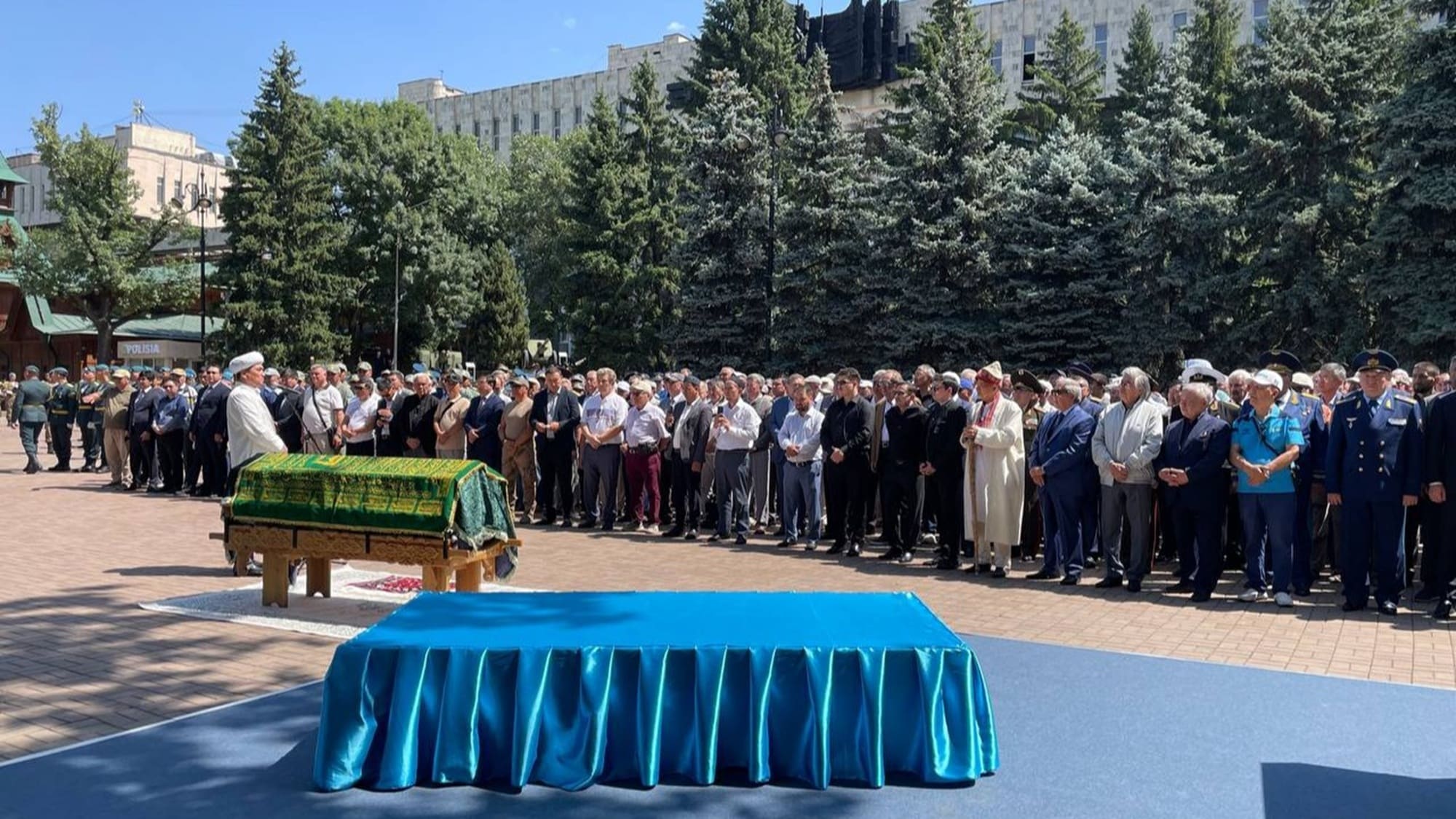 Ғарышкер Талғат Мұсабаевпен қоштасу рәсімі / фото: Меліс Сейдахметов