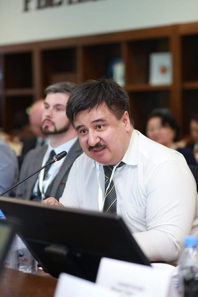 Новая редакция Конституции РК дала реформам опору — Равшан Назаров