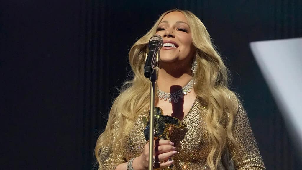 Фото: x.com/THR, бильд-редактор: Милош Муратовский