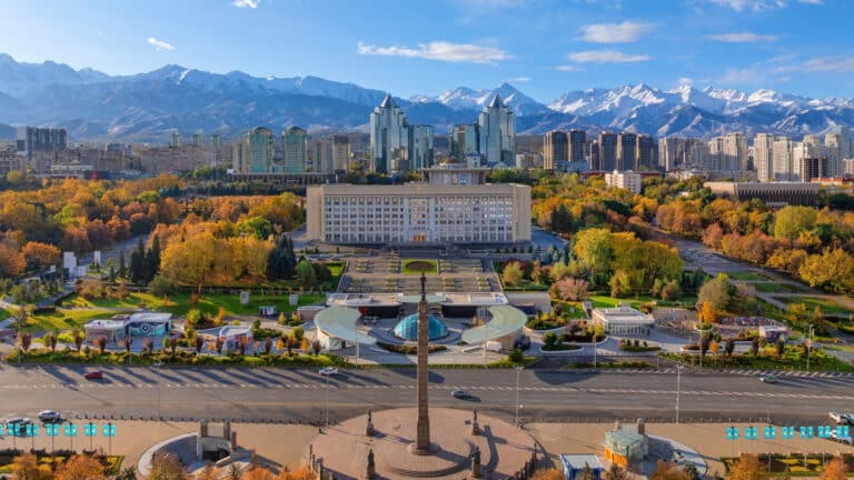 Almaty travel guide: How to reach the city and get around