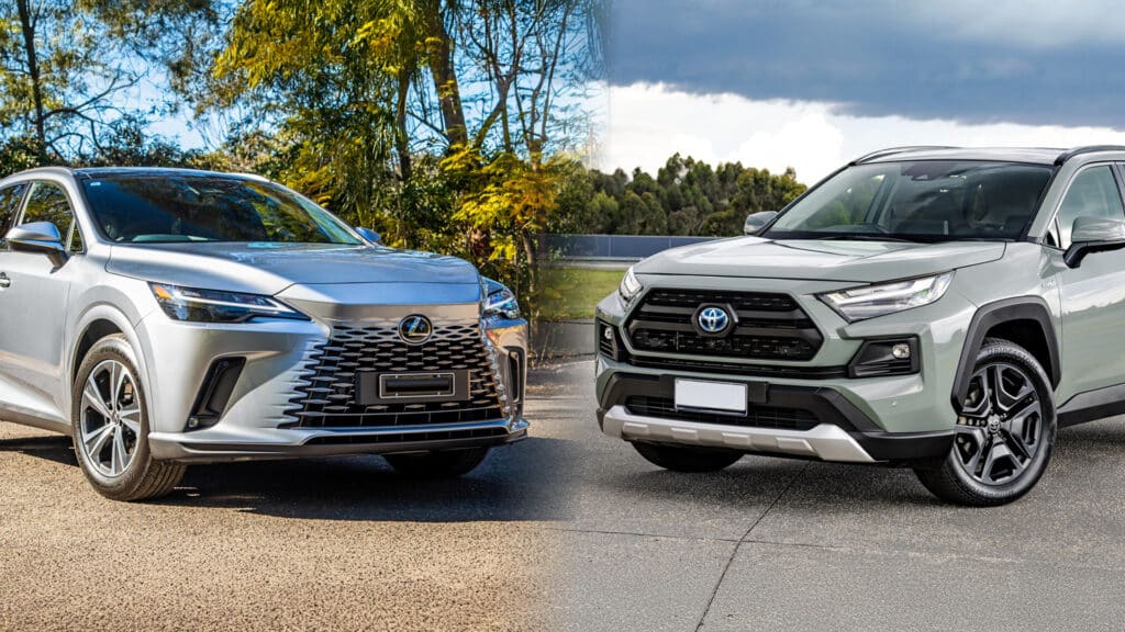 Казахстанцы спорят, что выгоднее — новый Toyota RAV4 или Lexus RX с пробегом