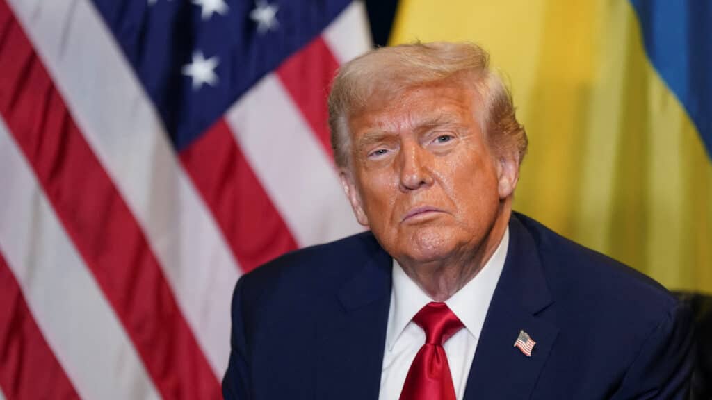 Трамп переложил ответственность за войну в Украине на Европу