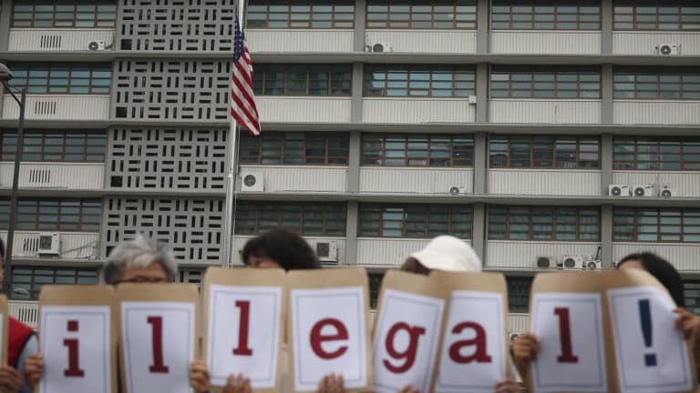 South Korea to dispatch chartered flight to repatriate workers detained in the US