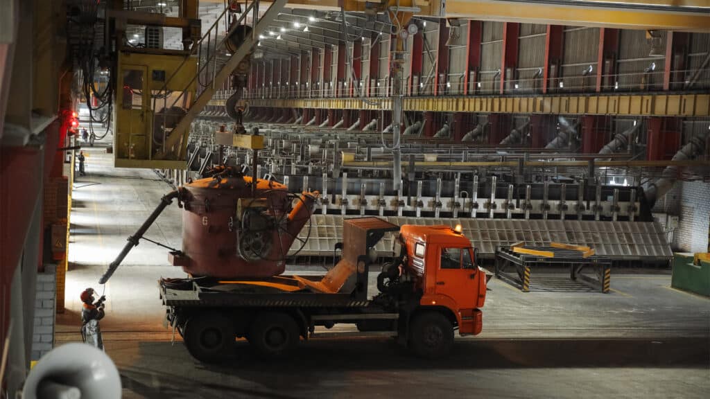 Казахстанский электролизный завод выплатит структурам ERG 9,8 млрд тенге дивидендов