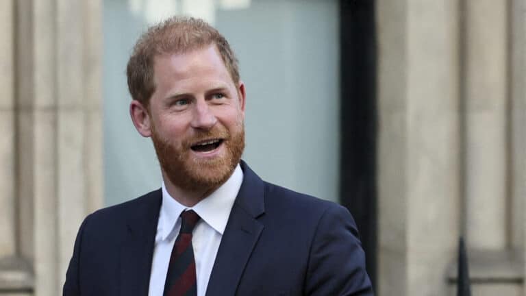 Prince Harry makes solo return to UK to honor ailing children