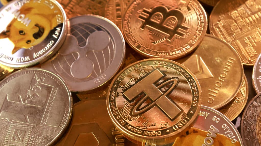 digital currency, crypto, binance, reserve