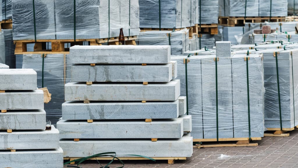 В Алматы модернизировали завод по производству плитки и бордюров за 1,2 млрд тенге